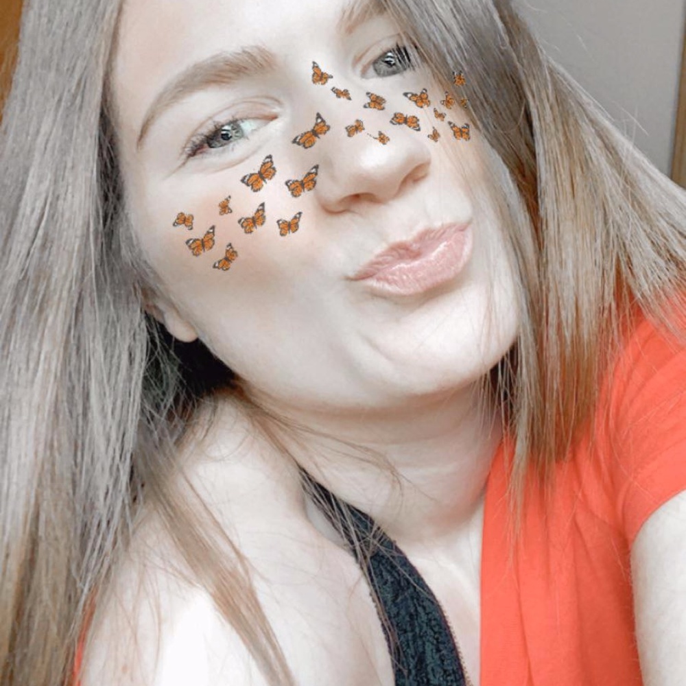 Meet your Posher, Leah